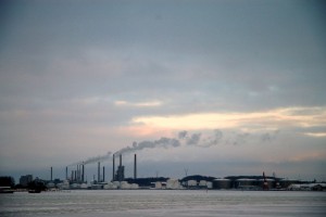 Industri ved frossen Limfjord