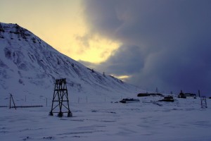 Skyer trækker sig sammen over Longyearbyen