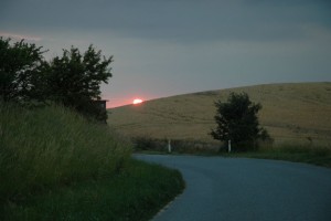 Solnedgang over mark, Bagenkop