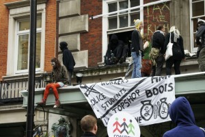 Voldsom demonstration mod finanskrise London marts 2013