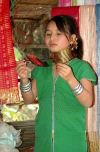 Langhalsede kvinder, Den gyldne Trekant, Thailand