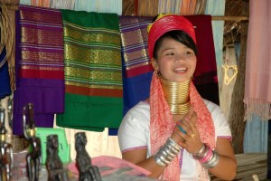 Langhalsede kvinder, Den gyldne Trekant, Thailand