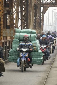 Læs på scooter, Hanoi