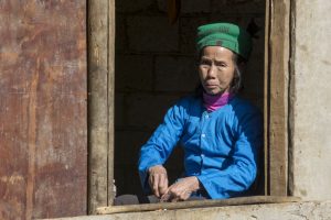 Tay-kvinde ved Ban Gioc