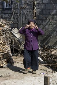 Tay-kvinde ved Ban Gioc