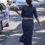 Sanur, Bali: På vej med offergaver