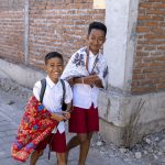 Sanur, Bali: På vej hjem fra skole