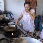 Sanur, Bali: De er skøre de turister - at ville tage et billede af mig:-)