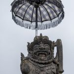 Paraply til figurerne